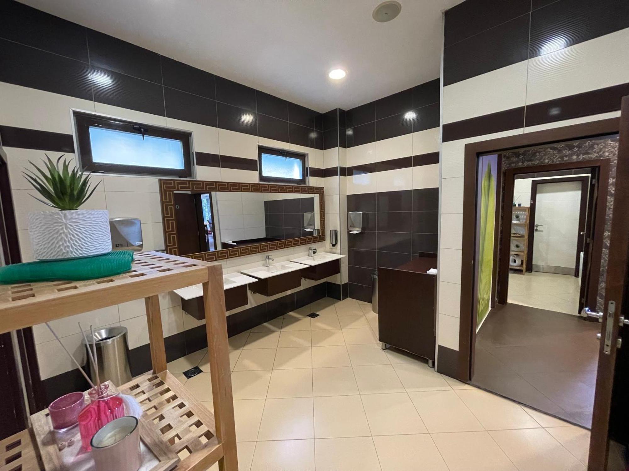 Amazona Hotel Babimoc Luaran gambar