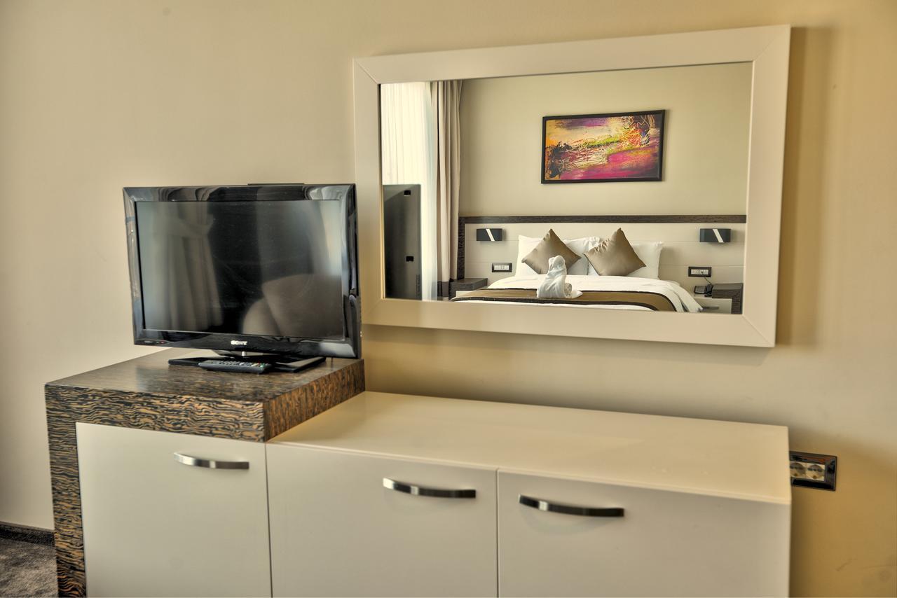 Amazona Hotel Babimoc Luaran gambar